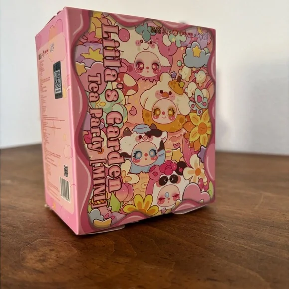 Lila’s Garden Tea Party Mini Plush Pendants - Picture 6 of 6